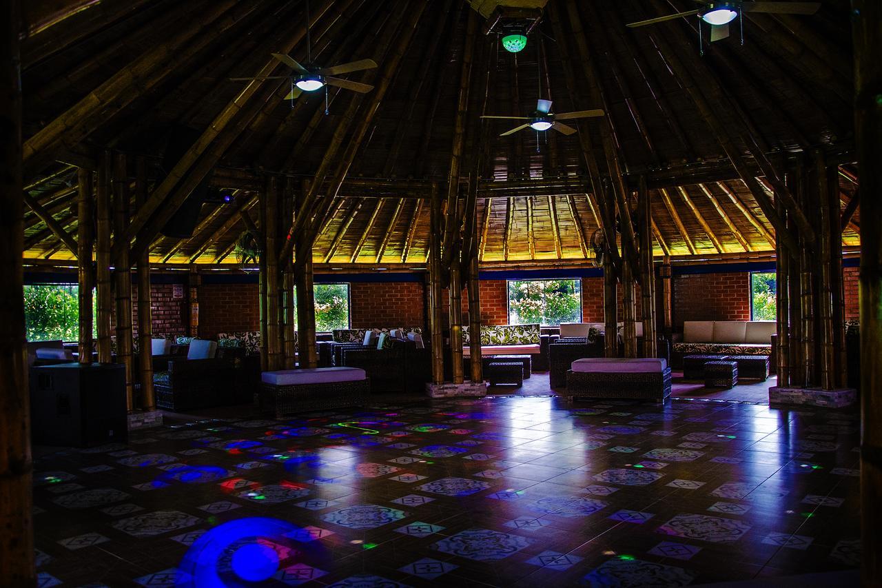 Hotel Campestre Tardes Calenas Yumbo Ngoại thất bức ảnh