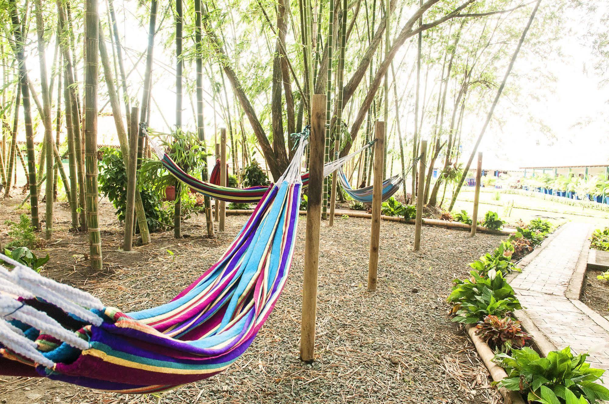 Hotel Campestre Tardes Calenas Yumbo Ngoại thất bức ảnh